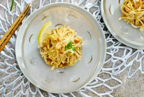 Marine edilmiş kereviz