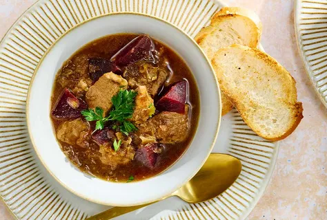 Ponzu soslu domuz güveç