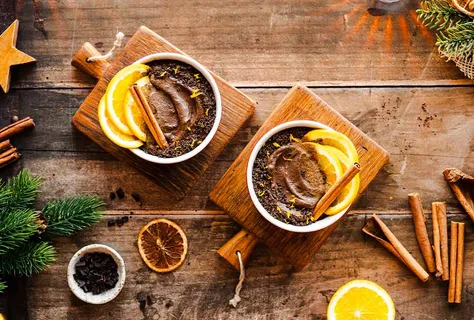 Espresso ve portakal aromalı çikolatalı mus