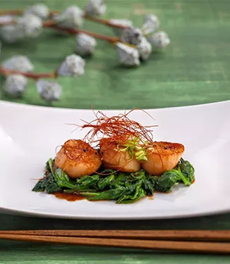 Hotategai Shichimi-Shoyu yaki – Shichimi ya da Acılı Soya Soslu Izgara Tarak Midye (Deniz Tarağı)