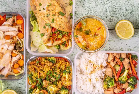 Wok yemekleri ve çorbalarla Asya klasikleri