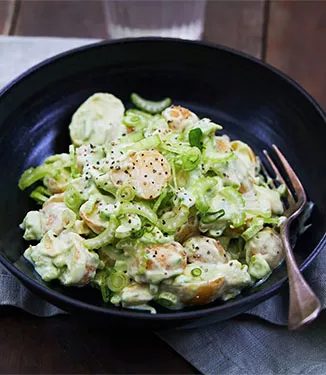 Wasabili Patates ve Avokado Salatası