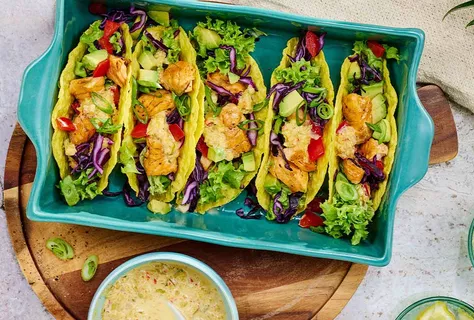 Ananaslı mayonez soslu somon taco